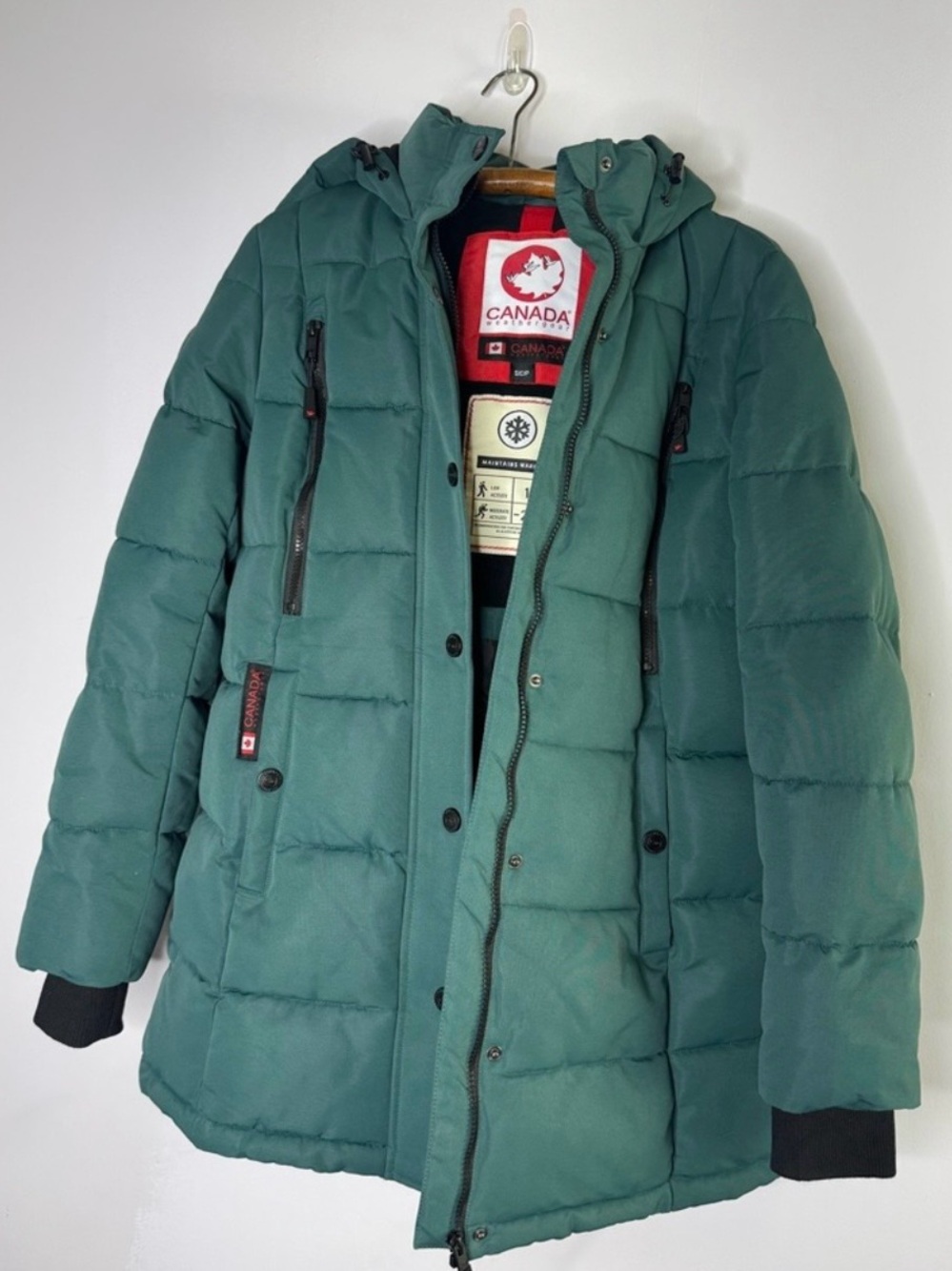 Canada Weather Gear Women's Green Puffer Jacket with Hood